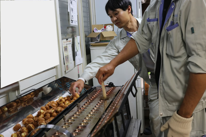 ベビーカステラ焼き方レクチャー